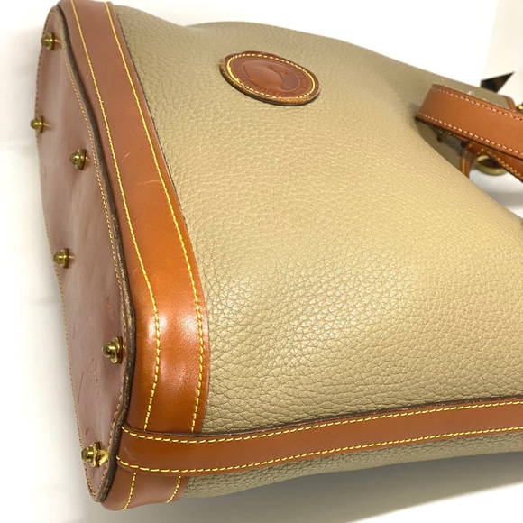 DOONEY & BOURKE💥VINTAGE💥All Weather Leather Bag - Picture 6 of 11